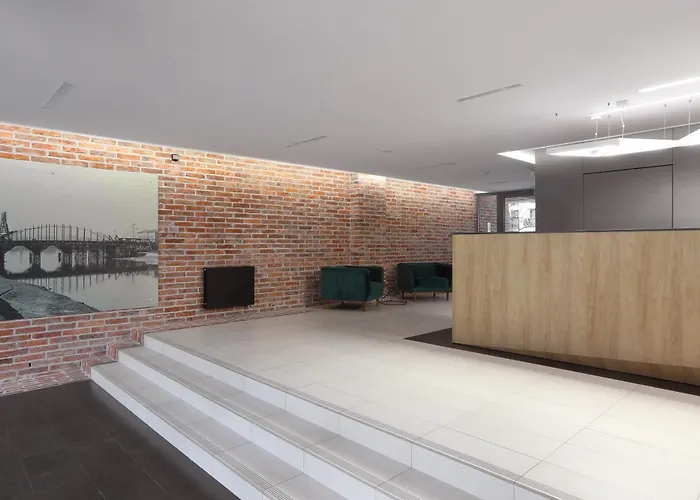 Classy 2-Room Apartment With Private Garden And Air Conditioning- Old Town