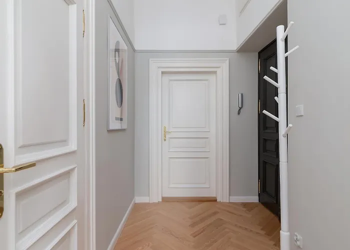 2 - Bedroom With Balcony - Rejtana 10
